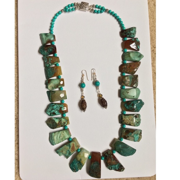 Agate, Turquoise, Serpentine Necklace